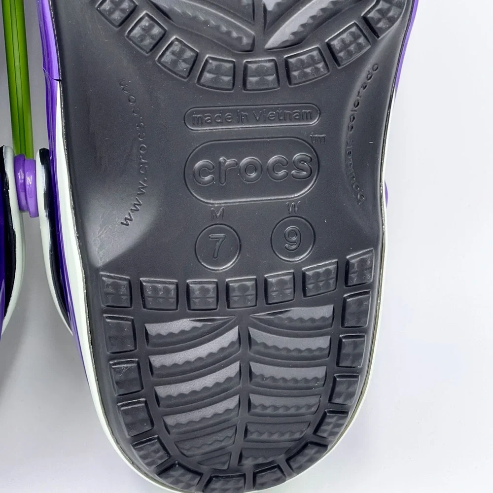 CROCS brand new